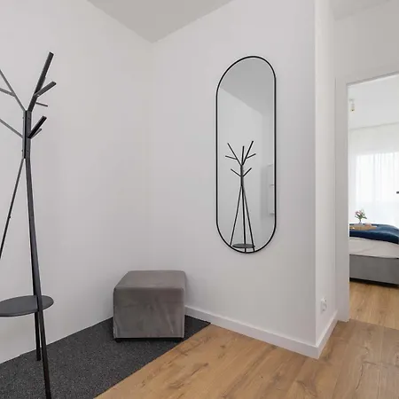 Jasny Z Umeblowanym Balkonem W Krakowie Blisko Stawu By Renters Appartement *